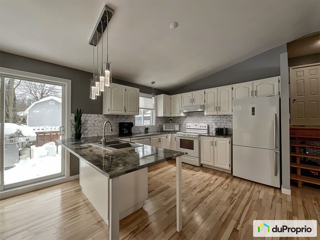 $425,000 - Split Level in Trois-Rivières (Trois-Rivières-Ouest) — photo 1