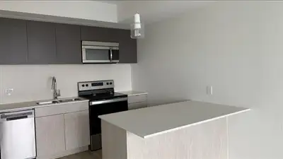 Suite Amenities Air conditioner Fridge Stove Washer in suite Dishwasher available Individual thermos...