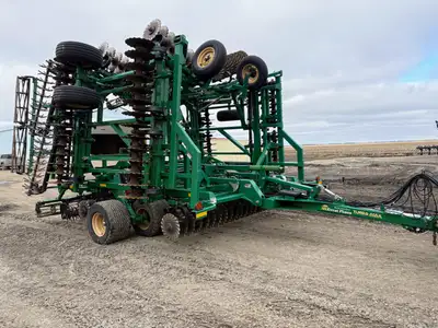 2019 40ft Great Plains Turbo-Max Coulter Hyd Adjustable Gangs 0-6 degrees Hyd Lift Rear Baskets Roll...