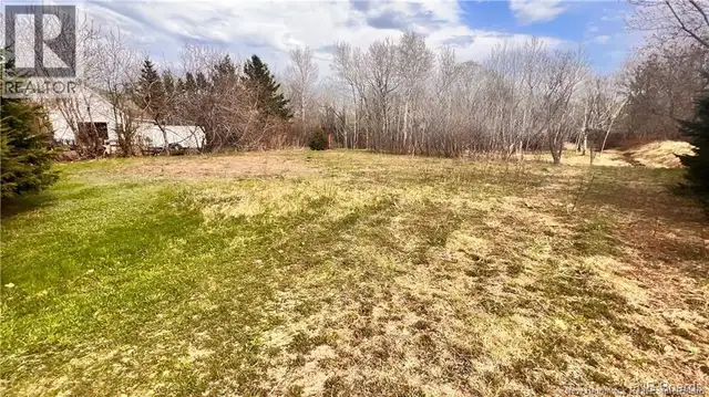 174 Dumaresq Bathurst, New Brunswick in Land for Sale in Bathurst - Image 2