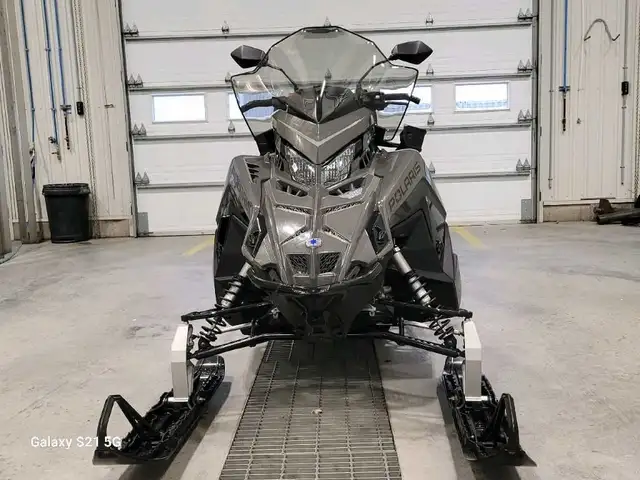 2025 Polaris Titan 650 Adventure 155 1.8 in Snowmobiles in Thetford Mines - Image 10