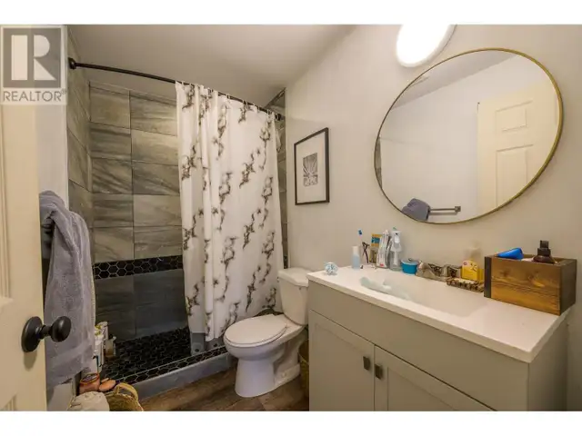 2401 FAIRWAYS Drive Sun Peaks, British Columbia in Houses for Sale in Kamloops - Image 35