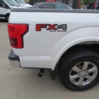 This 2018 Ford F-150 Lariat FX4 /4x4 /10 SPEED AUTOMATIC SuperCrew Pickup is a durable and reliable... (image 5)