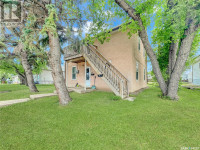 32 9th AVENUE NE Swift Current, Saskatchewan