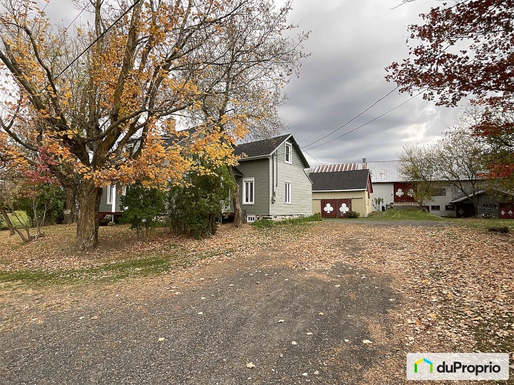 $325,000 - Acreage / Hobby Farm / Ranch for sale — photo 1