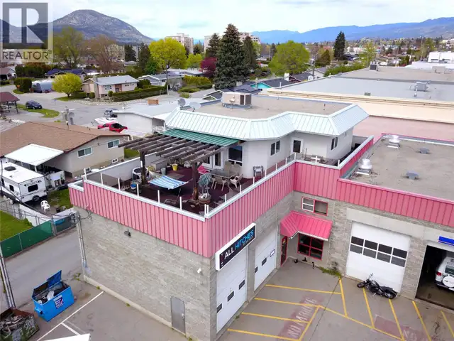 2595 Skaha Lake Road Penticton, British Columbia in Commercial & Office Space for Sale in Penticton - Image 5