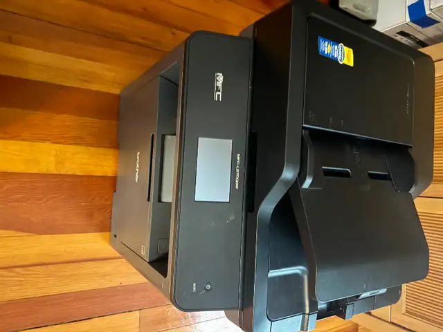 Used Brother MFC- L5700DW Mono  Laser Multi function Printer in Printers, Scanners & Fax in St. Catharines - Image 2