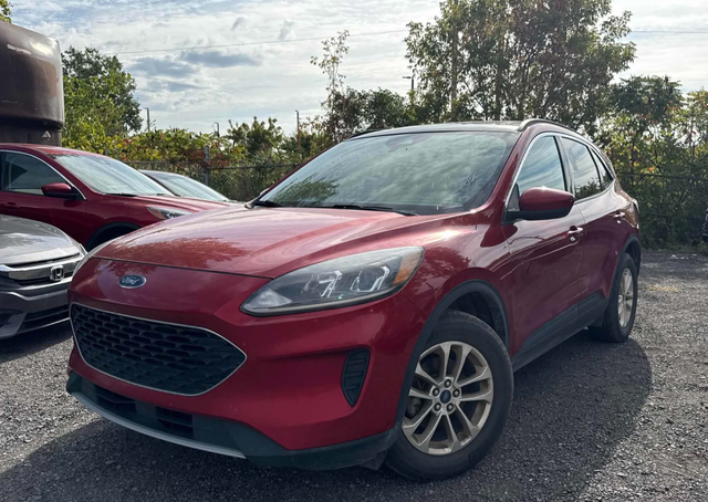 2020 Ford Escape SE (AWD 4x4 - LIQUIDATION)