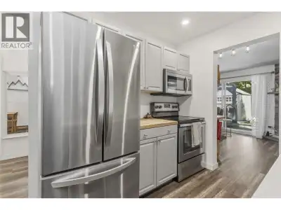 Welcome to MA'MQUAM MEWS-a tucked-away 20-unit townhouse community in Squamish's North Yards, set on...