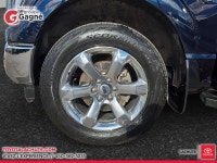 Le Ford F-150 2022 version LARIAT cabine SuperCrew 4RM caisse de 5,5 pi, offert chez Toyota Lachute... (image 6)