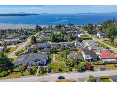 Build & Enjoy!! Bring your West Coast Ocean View inspired design to this large 7690 sqft lot in Sunn...