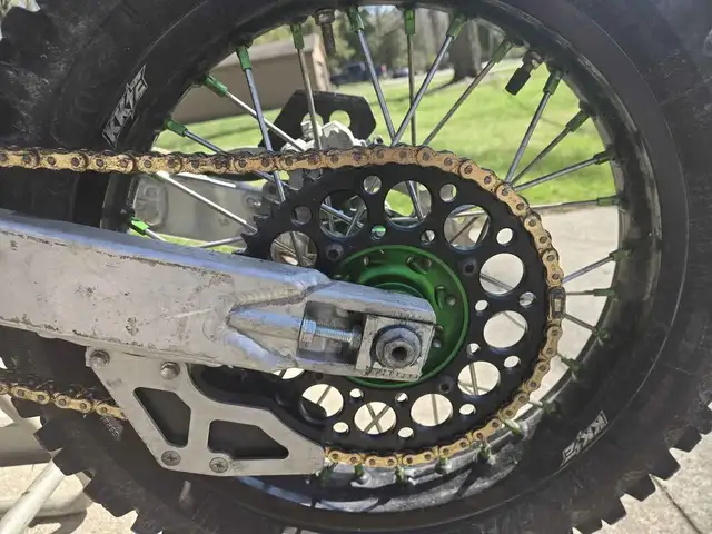 2019 KAWASAKI KX250-WHITE! in Dirt Bikes & Motocross in Edmonton - Image 7
