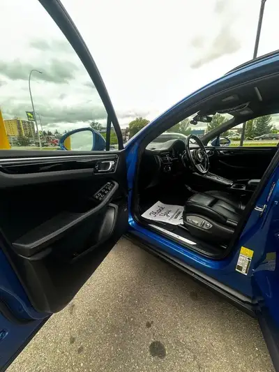 2020 Porsche Macan S AWD- No Accidents- Low KM- Pano Roof, View more