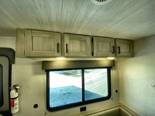 2025 EAST TO WEST Della Terra 250QB in Travel Trailers & Campers in Bedford - Image 30
