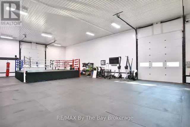 3 - 23 STEWART ROAD Collingwood, Ontario in Commercial & Office Space for Rent in Oakville / Halton Region - Image 15