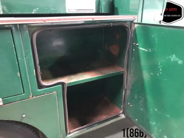 2008 Dodge Ram 3500 DUMP/SERVICE BOX! LOW KM! 5.7L HEMI! ONE OWN in Cars & Trucks in Mississauga / Peel Region - Image 19