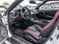 2017 Nissan GT-R Track Edition LOCAL VEHICLE CLEAN CARFAX Pearl White VR38DETT 3.8L V6 DOHC Twin Tur... (image 8)