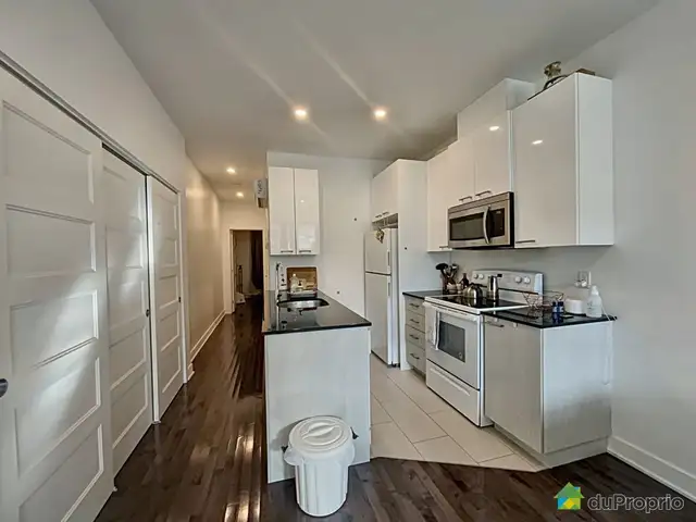 $342,500 - Condominium for sale in Le Plateau-Mont-Royal in Condos for Sale in City of Montréal - Image 4