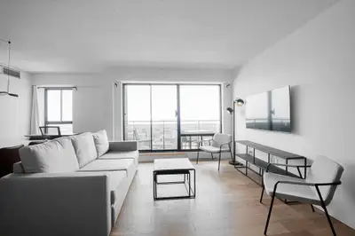 Appartement 3 et demi rénové et tout inclus dans un nouveau projet locatif sur la rue St-Jean : OSTR...