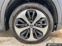 The 2024 Mercedes-Benz GLA 250 4MATIC blends luxury, performance, and advanced technology into a com... (image 9)