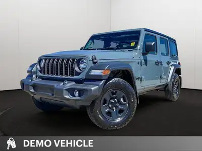 This Jeep Wrangler has a dependable ERC 3.6L Pentastar(TM) VVT V6 engine w/ESS engine powering this...