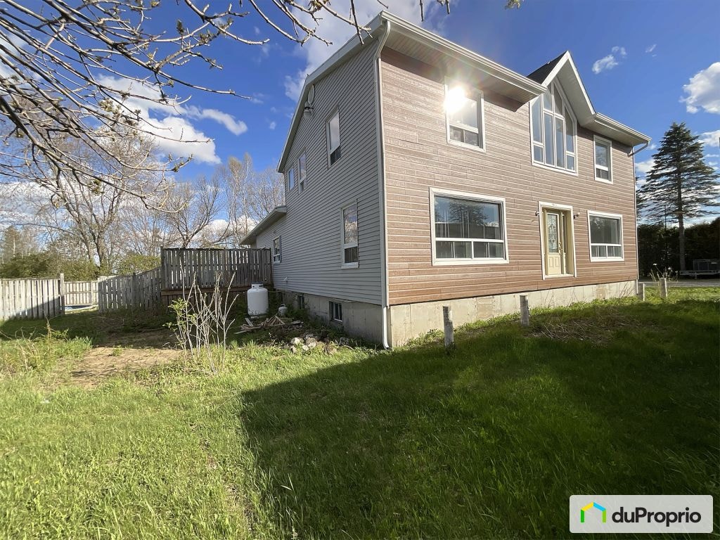 $795,000 - 2 Storey for sale in Ste-Catherine-de-la-JC — photo 3