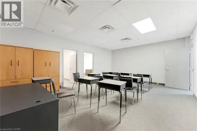 2189 SPEERS Road Oakville, Ontario in Commercial & Office Space for Rent in Oakville / Halton Region - Image 11