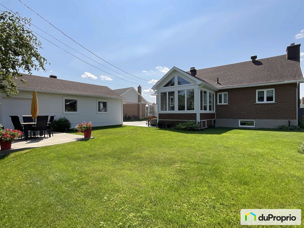 $499,000 - Bungalow for sale in Hébertville — photo 2
