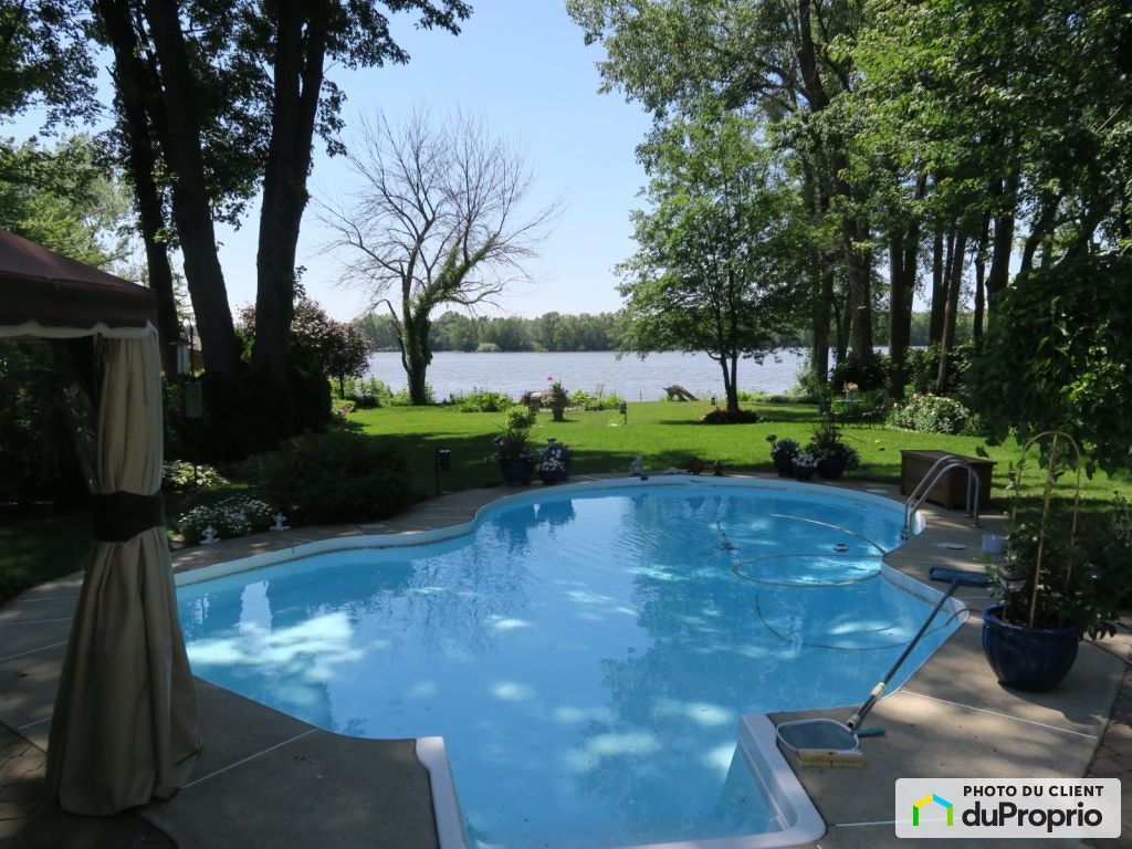 $865,000 - Residential Lot for sale in Ste-Rose — photo 1