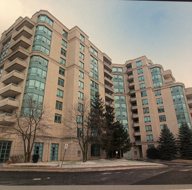 Furnish room in Emerald Ln, in Room Rentals & Roommates in City of Toronto - Image 3