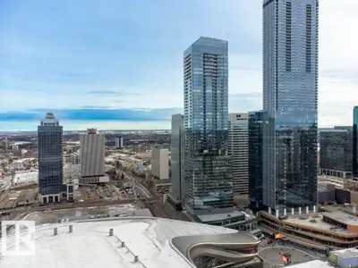 Experience elevated downtown living in this stylish 2-bedroom, 2-bath residence in The Legends Priva...