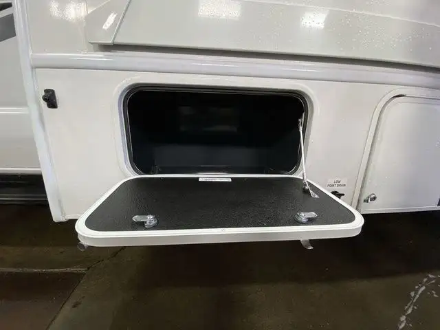 2026 Jayco Redhawk 24B in RVs & Motorhomes in Edmonton - Image 13