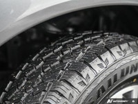 Come see this 2024 Nissan Armada SL before it's too late! *You Can't Beat the Price with These Optio... (image 9)