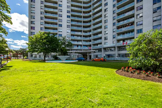 East York 2 Bedrooms Apartment for Rent - 1501 Woodbine Avenue in Long Term Rentals in Markham / York Region - Image 11