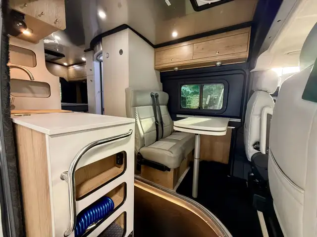 2025 Airstream Rangeline 23 in Travel Trailers & Campers in Edmonton - Image 17