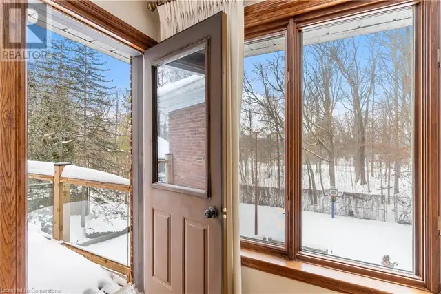 32 MAPLE HILL Drive Kitchener, Ontario in Houses for Sale in Kitchener / Waterloo - Image 27