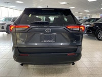 All Wheel Drive,Power Steering,ABS,Brake Assist,4-Wheel Disc Brakes,Tires - Front All-Season,Steel W... (image 4)