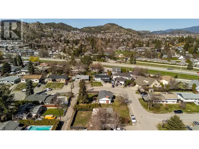1388 Cherry Crescent W Kelowna, British Columbia in Land for Sale in Penticton - Image 12