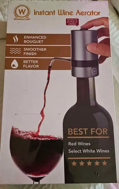 Description: Brand new Instant Wine Aerator – never used, still sealed in original packaging. ✔ Enha...