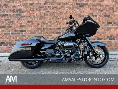 Only 9,000 KM on this blacked out 2020 Road Glide Special, Canadian bike, full Rinehart exhaust syst...