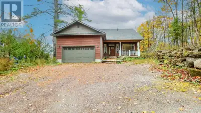 Welcome to this newly built bungalow with walk out basement on Shadow Lake! Walk into your open conc...