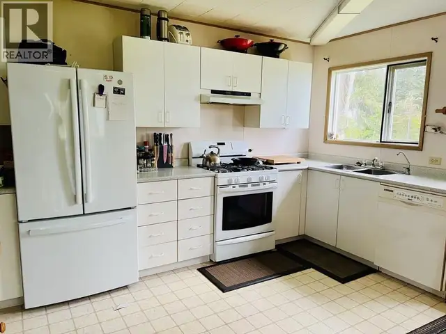 19 TINTINA ROAD Stewart, British Columbia in Houses for Sale in Prince Rupert - Image 6