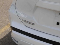 2025 Nissan Kicks Play SV Modern styling, impressive efficiency, and everyday practicality come toge... (image 8)