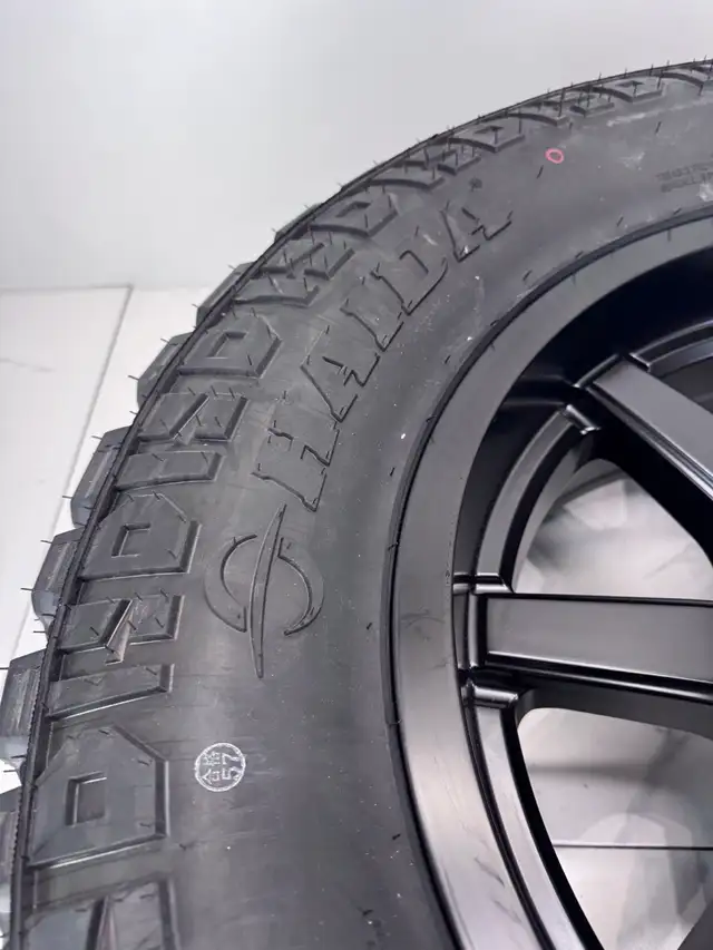 35x12.5x20 M/T tires & rims 8x170 Ford F-350 SuperDuty in Tires & Rims in Moncton - Image 5
