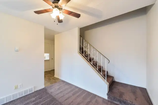 Lord Byron Townhouses - 3 Bedroom Townhouse House for Rent in Long Term Rentals in Edmonton - Image 7