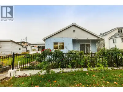 Fantastic opportunity just minutes from downtown Osoyoos! This detached 3-bedroom, 1-bath home offer...