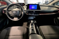 The 2023 Toyota Prius Prime SE delivers an exceptional blend of plug-in hybrid efficiency, modern te... (image 9)