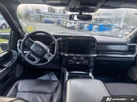 This Ford Super Duty F-350 SRW delivers a Intercooled Turbo Diesel V-8 6.7 L/406 engine powering thi... (image 9)