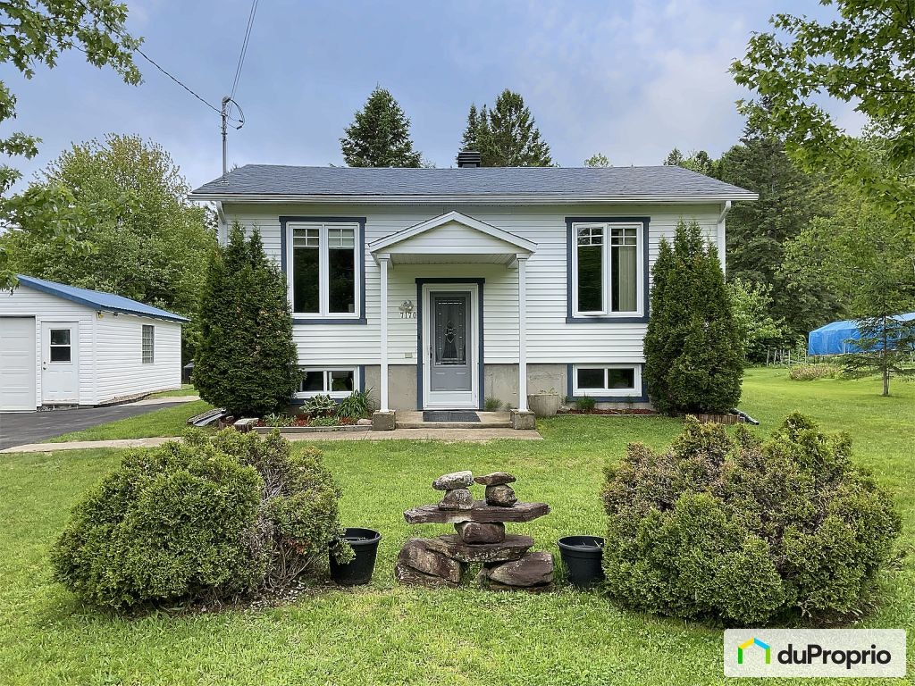 $358,900 - Bungalow for sale in St-Damien — photo 1
