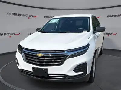 The used 2022 Chevrolet Equinox LS AWD is a smart choice for drivers who want confidence, comfort, a...